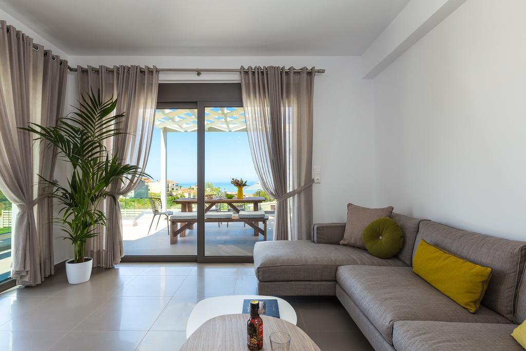 Eolia Iconic Villa, Walking Distance To The Beach, By Thinkvilla Panormos  Ngoại thất bức ảnh