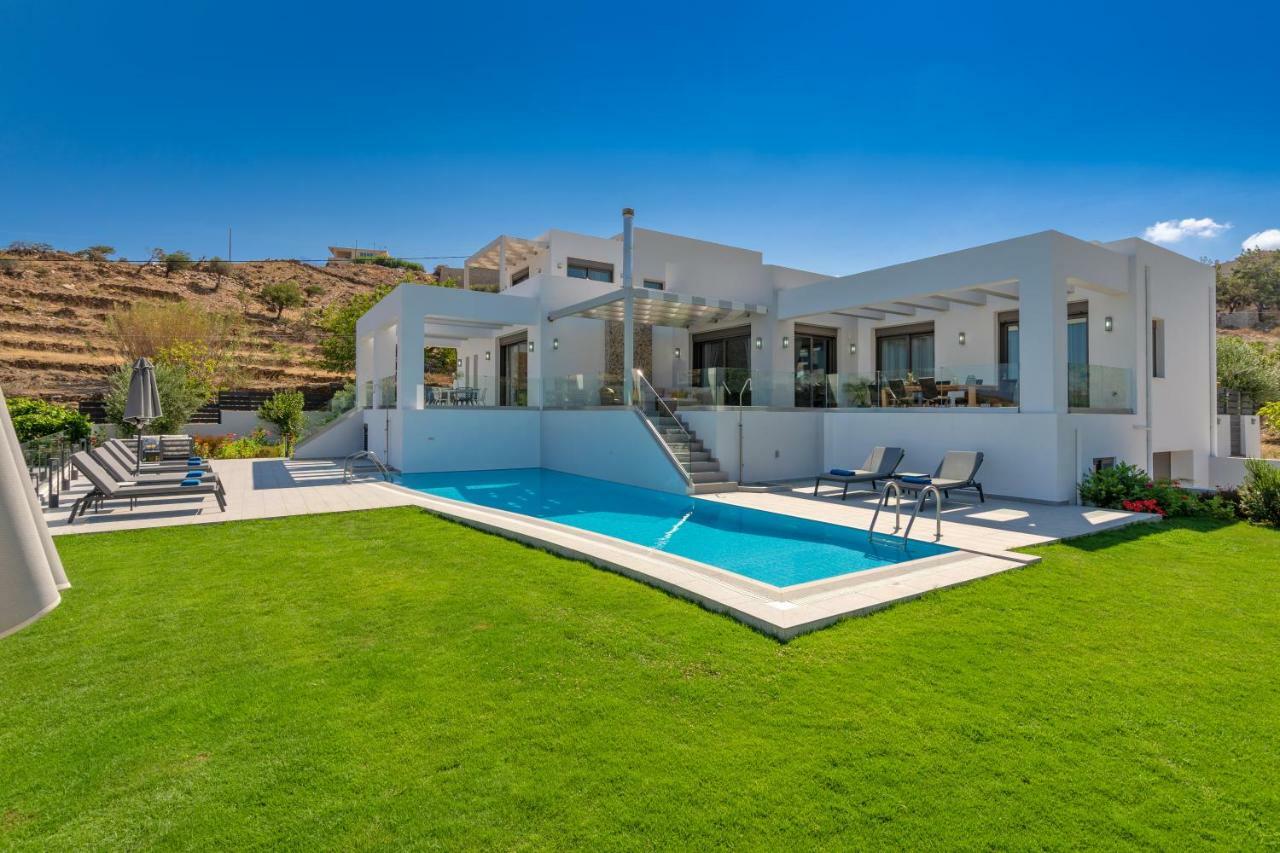Eolia Iconic Villa, Walking Distance To The Beach, By Thinkvilla Panormos  Ngoại thất bức ảnh
